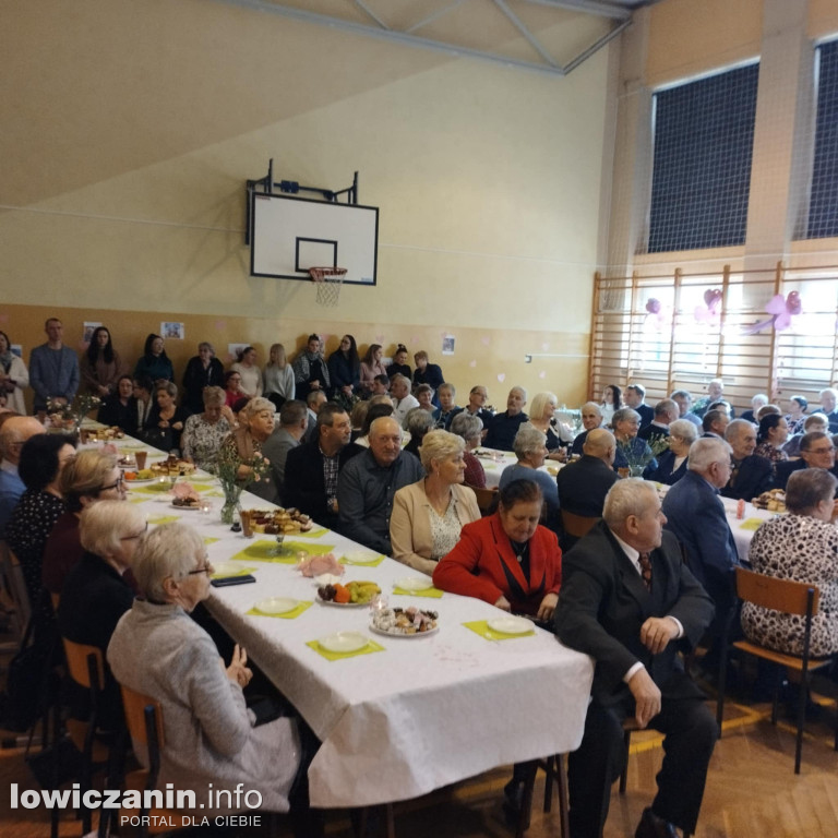 Dzień Babci i Dziadka w szkole w Dąbkowicach