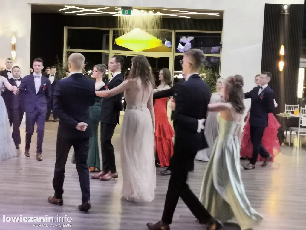 Studniówka ZSCKR-u w Zduńskiej Dąbrowie