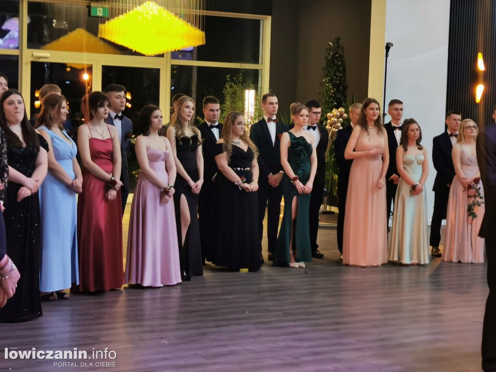 Studniówka ZSCKR-u w Zduńskiej Dąbrowie