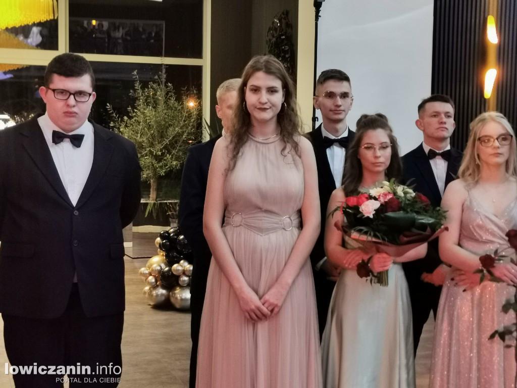Studniówka ZSCKR-u w Zduńskiej Dąbrowie