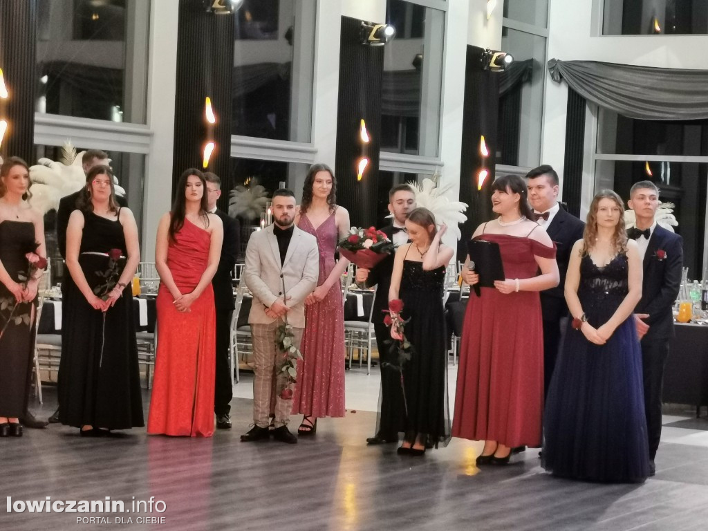 Studniówka ZSCKR-u w Zduńskiej Dąbrowie