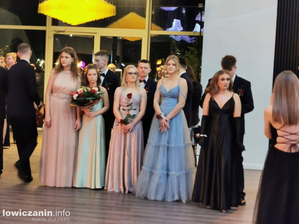 Studniówka ZSCKR-u w Zduńskiej Dąbrowie