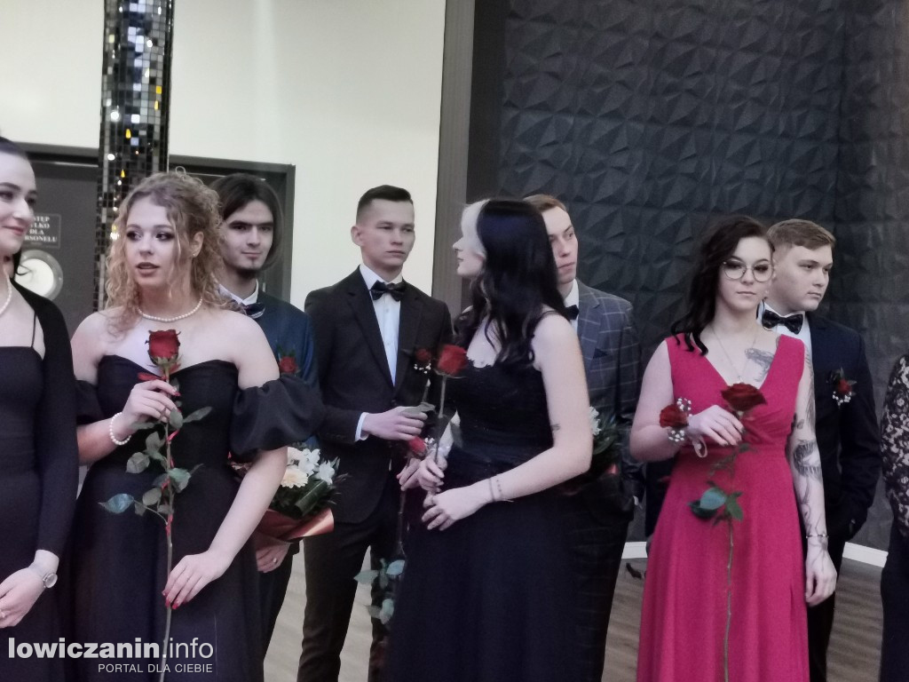 Studniówka ZSCKR-u w Zduńskiej Dąbrowie