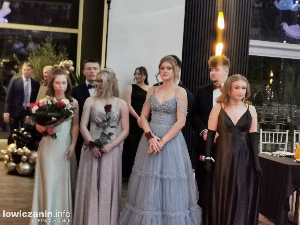 Studniówka ZSCKR-u w Zduńskiej Dąbrowie
