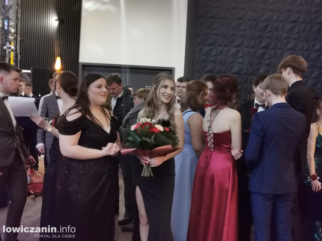 Studniówka ZSCKR-u w Zduńskiej Dąbrowie