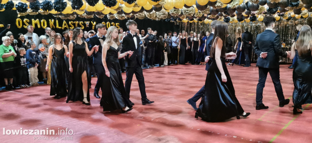Łowicz. Bal ósmoklasisty w Szkole Podstawowej nr 7