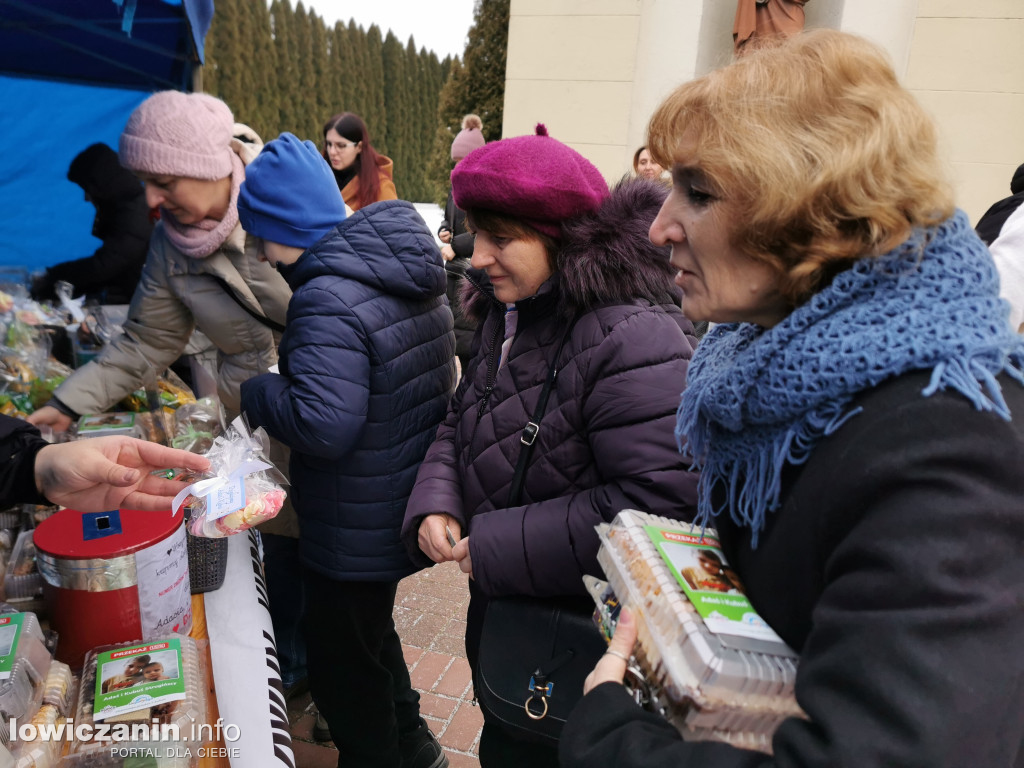 Charytatywny kiermasz ciast w Bełchowie