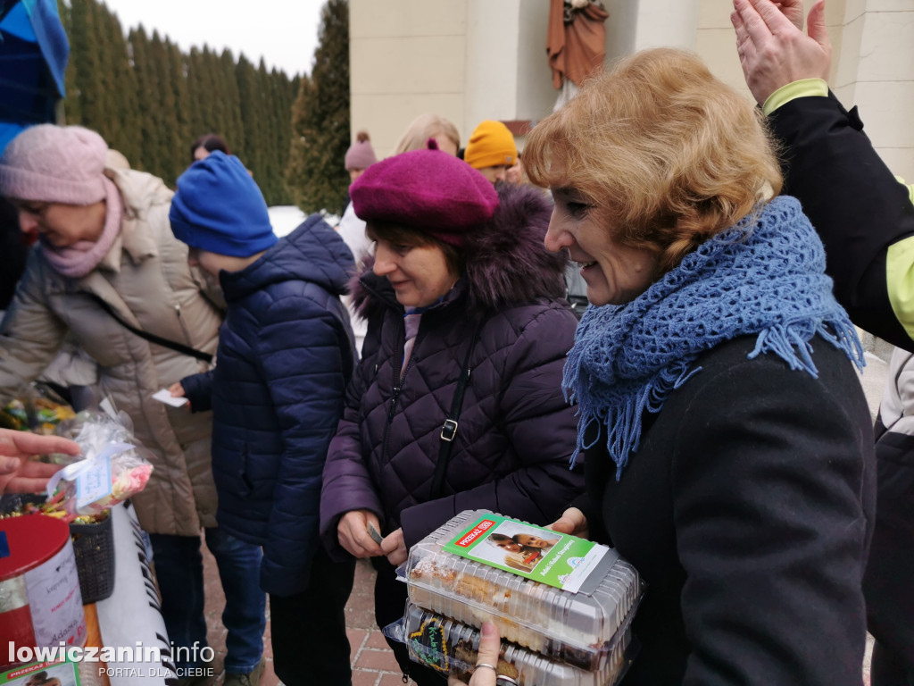 Charytatywny kiermasz ciast w Bełchowie