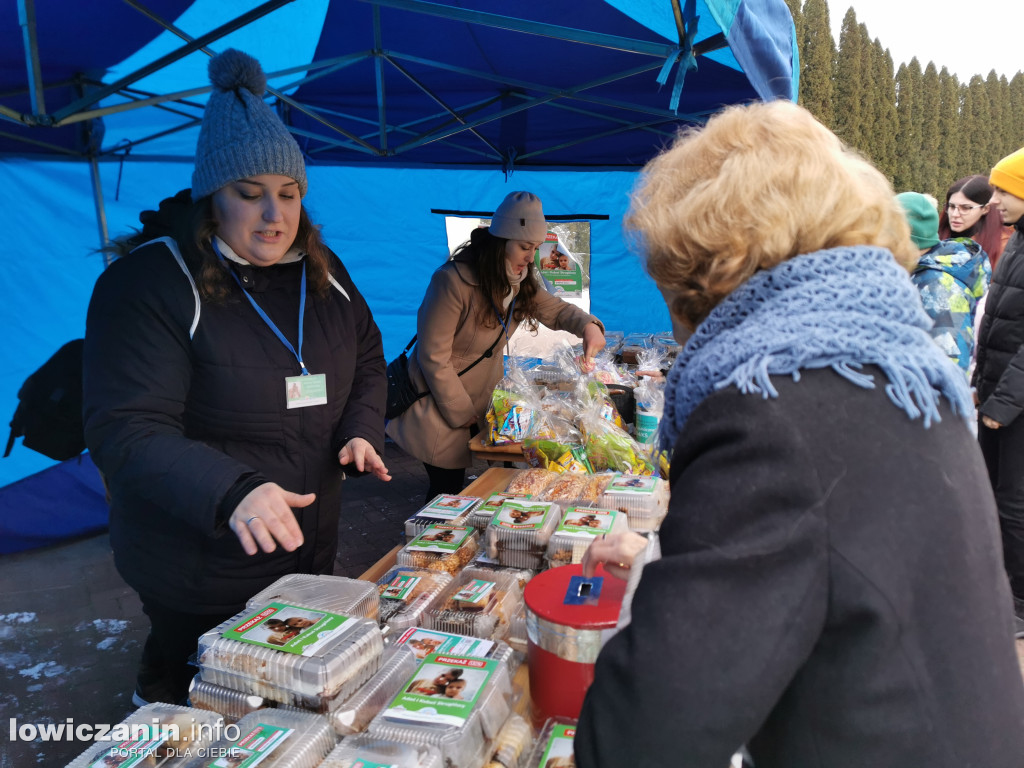 Charytatywny kiermasz ciast w Bełchowie