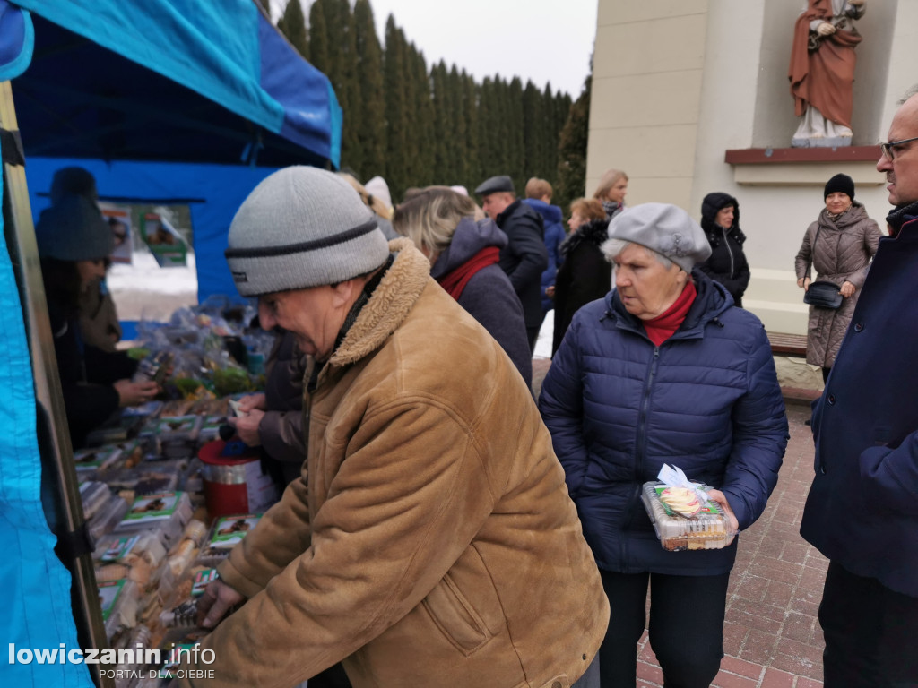 Charytatywny kiermasz ciast w Bełchowie