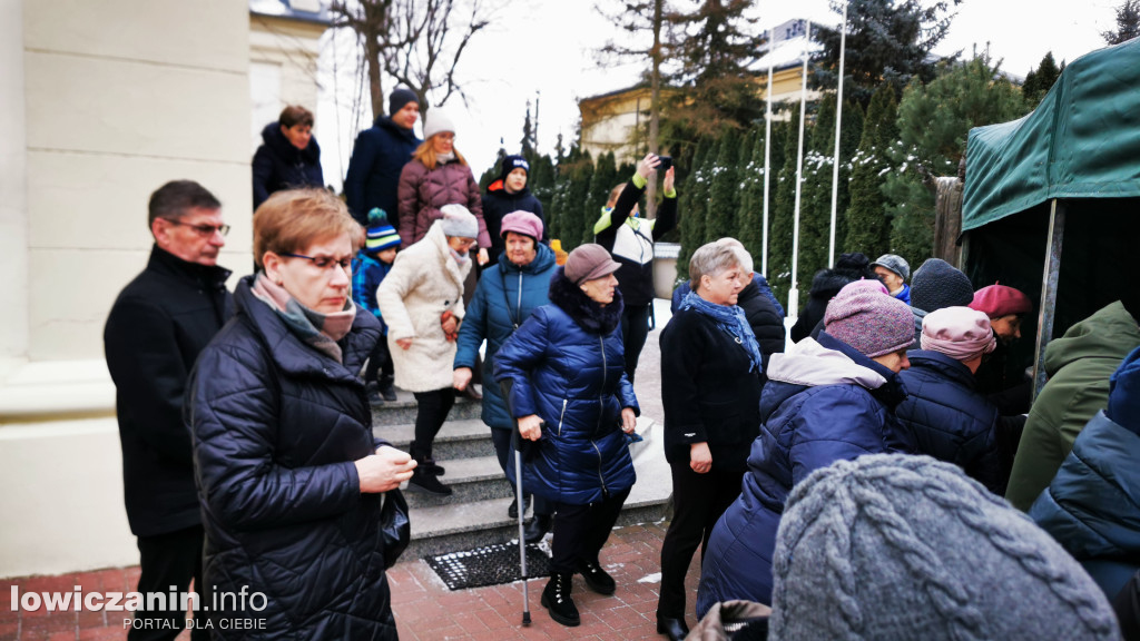 Charytatywny kiermasz ciast w Bełchowie