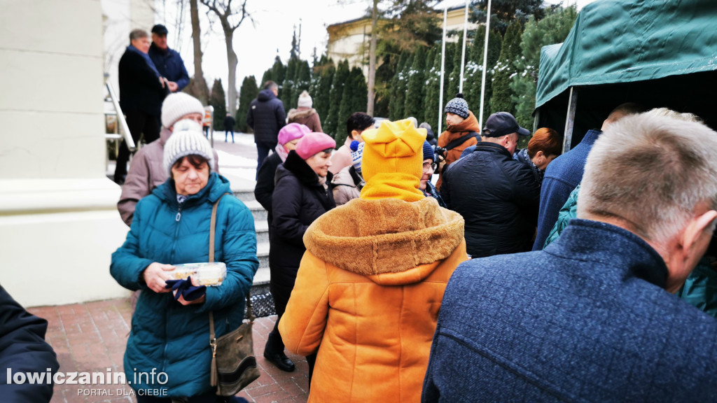 Charytatywny kiermasz ciast w Bełchowie