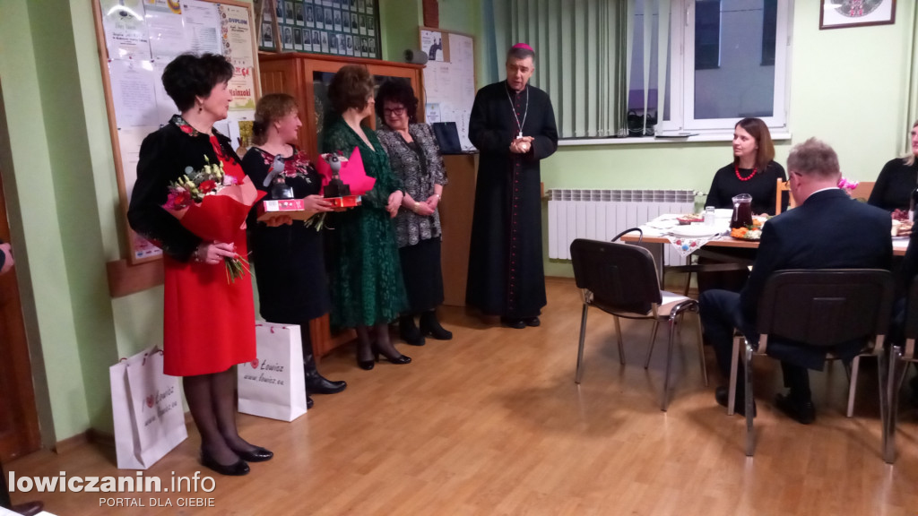 Wręczenie Tyncowych Wróbli przez Zespół Śpiewaczy Ksinzoki