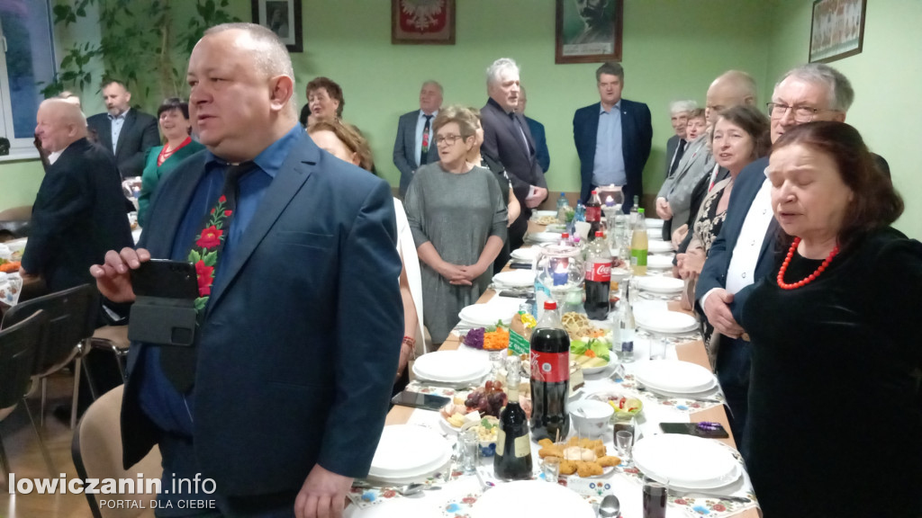 Wręczenie Tyncowych Wróbli przez Zespół Śpiewaczy Ksinzoki