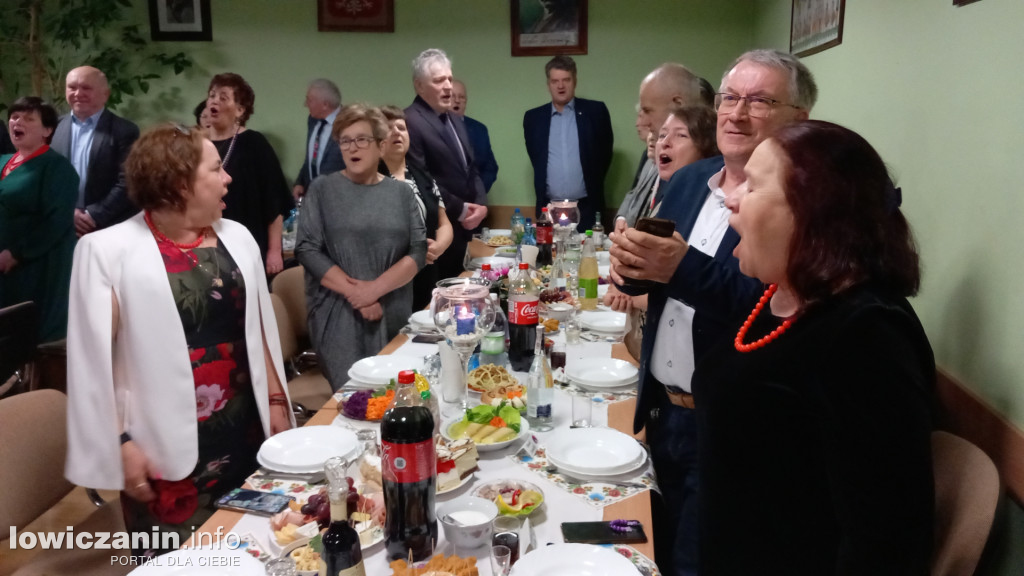 Wręczenie Tyncowych Wróbli przez Zespół Śpiewaczy Ksinzoki