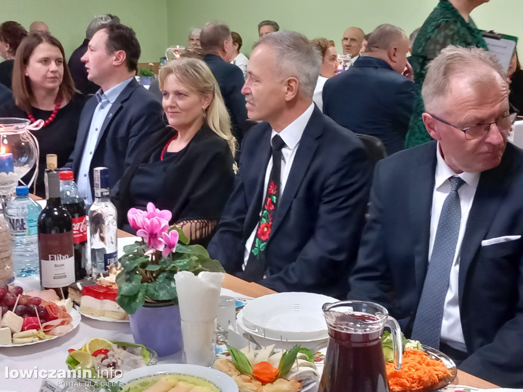 Wręczenie Tyncowych Wróbli przez Zespół Śpiewaczy Ksinzoki