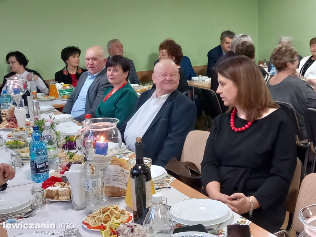 Wręczenie Tyncowych Wróbli przez Zespół Śpiewaczy Ksinzoki