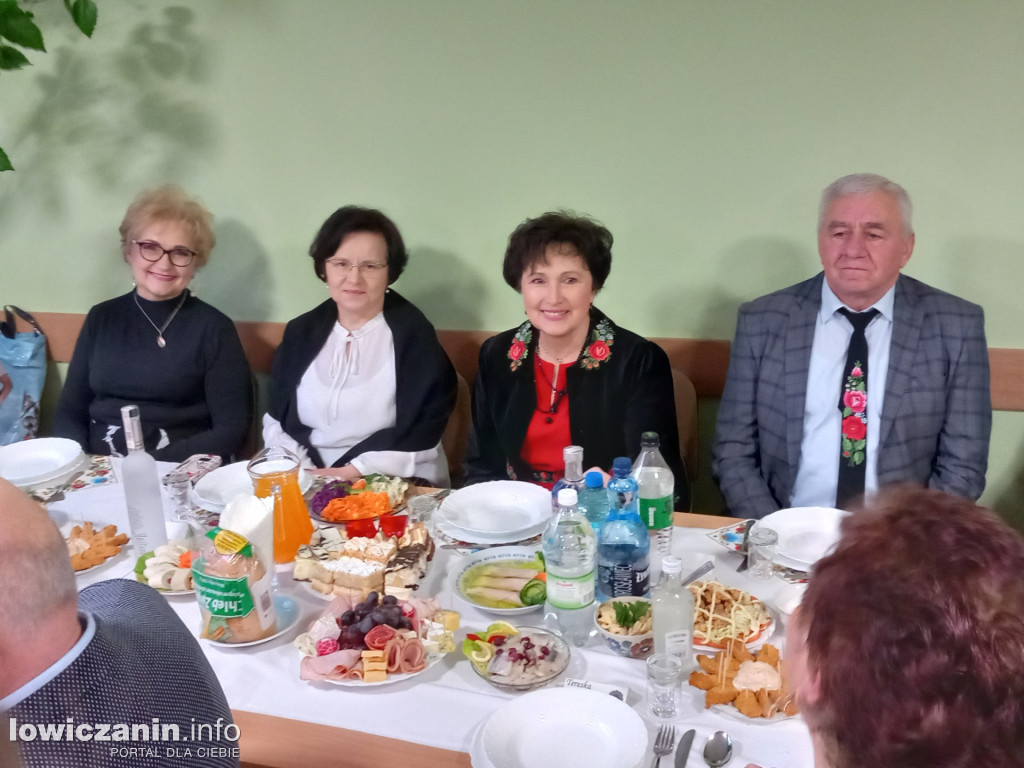 Wręczenie Tyncowych Wróbli przez Zespół Śpiewaczy Ksinzoki