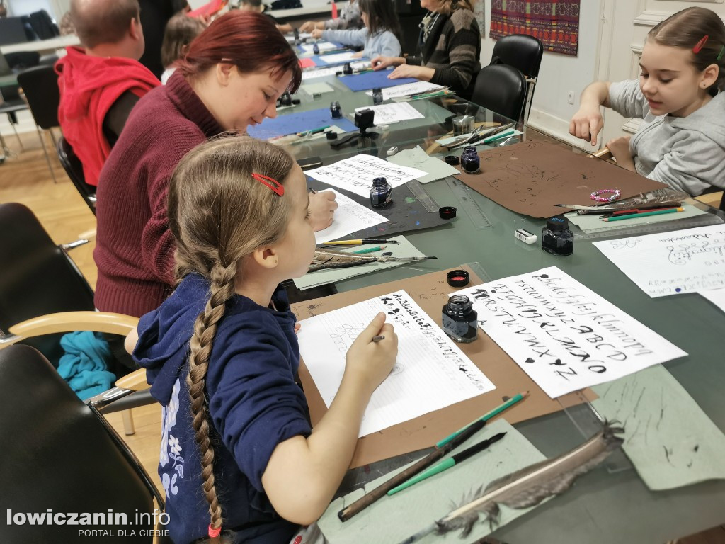 Warsztaty z kaligrafii w Muzeum w Łowiczu