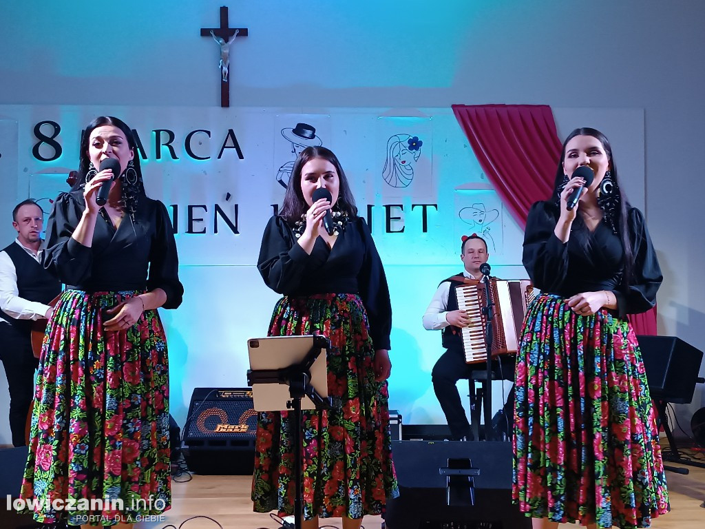 Dzień Kobiet w Sannikach