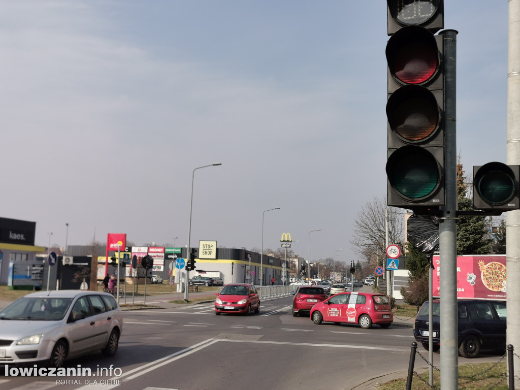 Zmiana organizacji ruchu na ul. Sikorskiego w Łowiczu