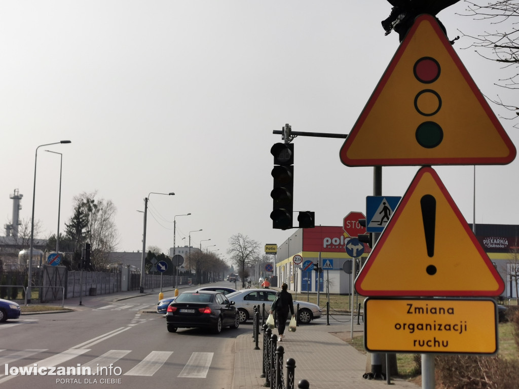 Zmiana organizacji ruchu na ul. Sikorskiego w Łowiczu