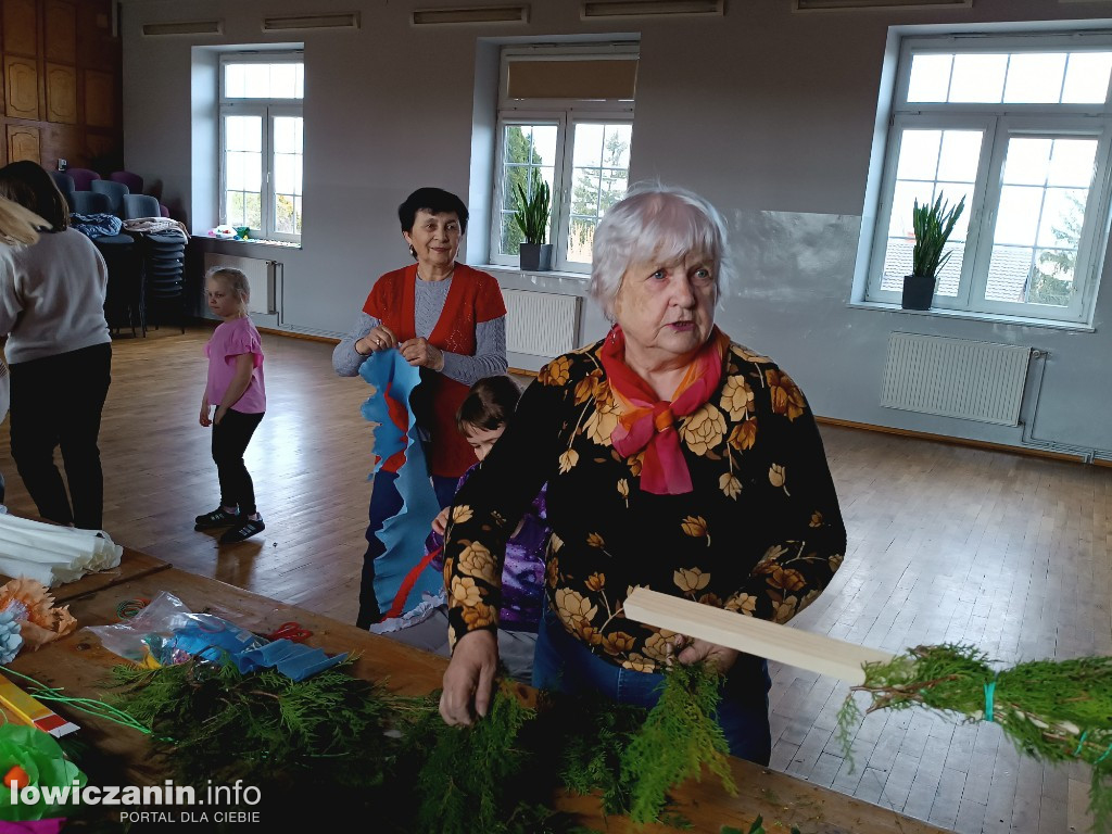 Warsztaty z tworzenia palmy wielkanocnej