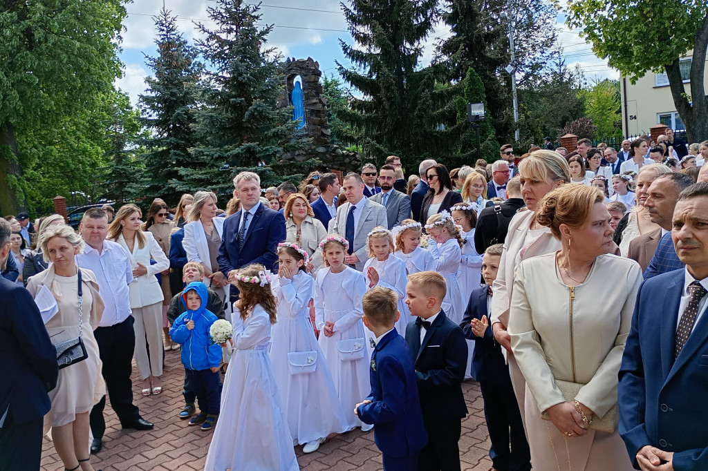 Pierwsza Komunia Święta w parafii św. Barbary w Głownie