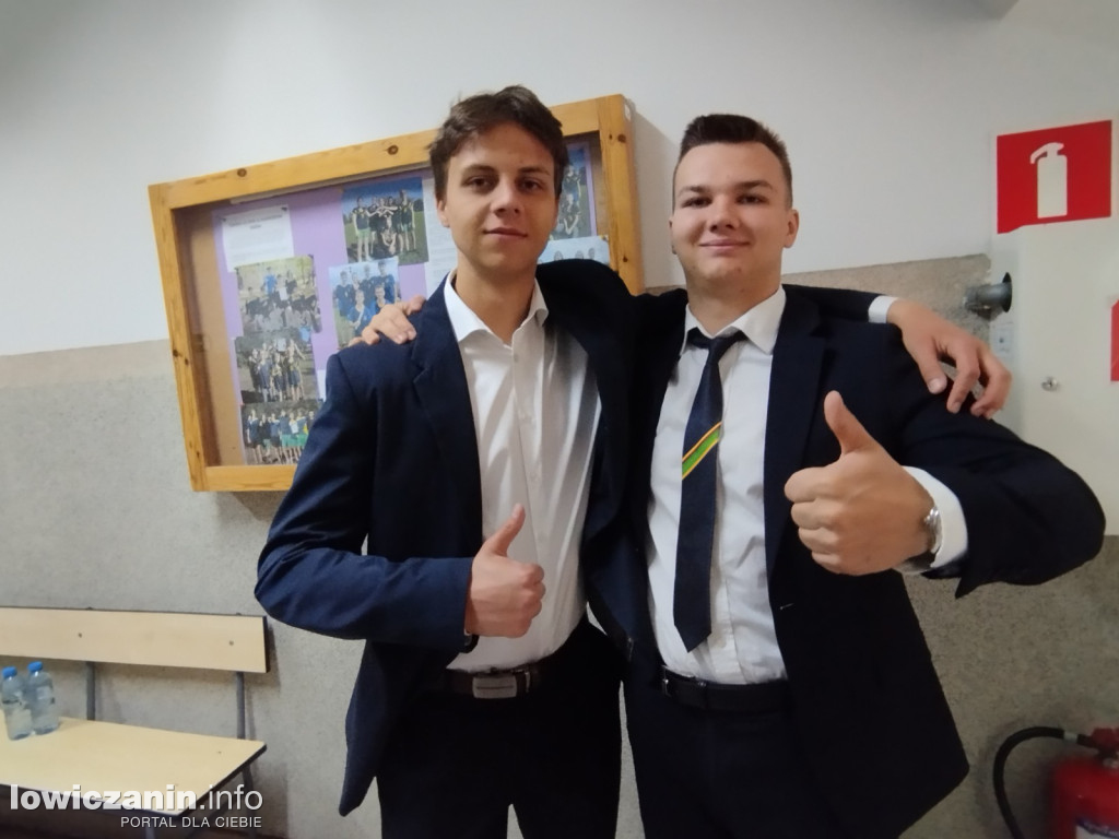 Matura z j. polskiego w pijaskim LO
