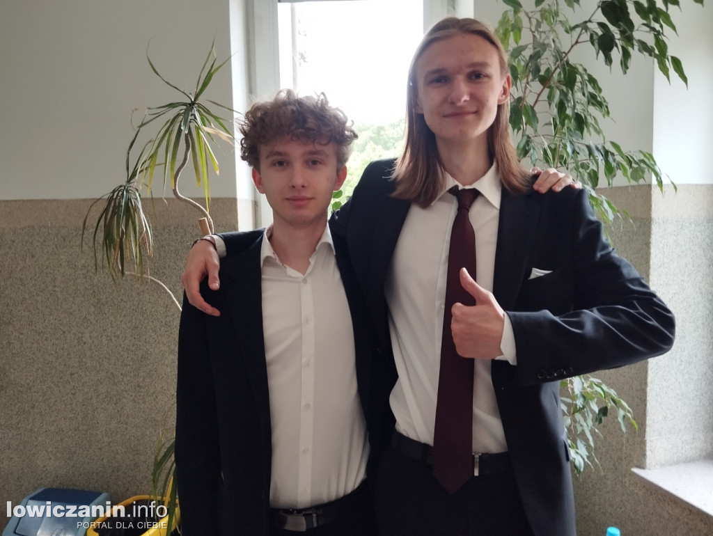 Matura z j. polskiego w pijaskim LO