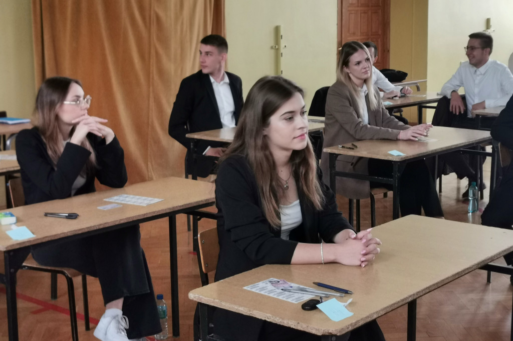 Matura w łowickim Ekonomiku już rozpoczęta