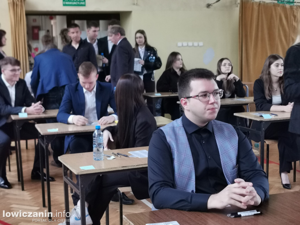 Matura w łowickim Ekonomiku już rozpoczęta