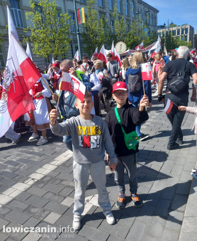 Rodacy z Łowicza wsparli Polaków na Litwie