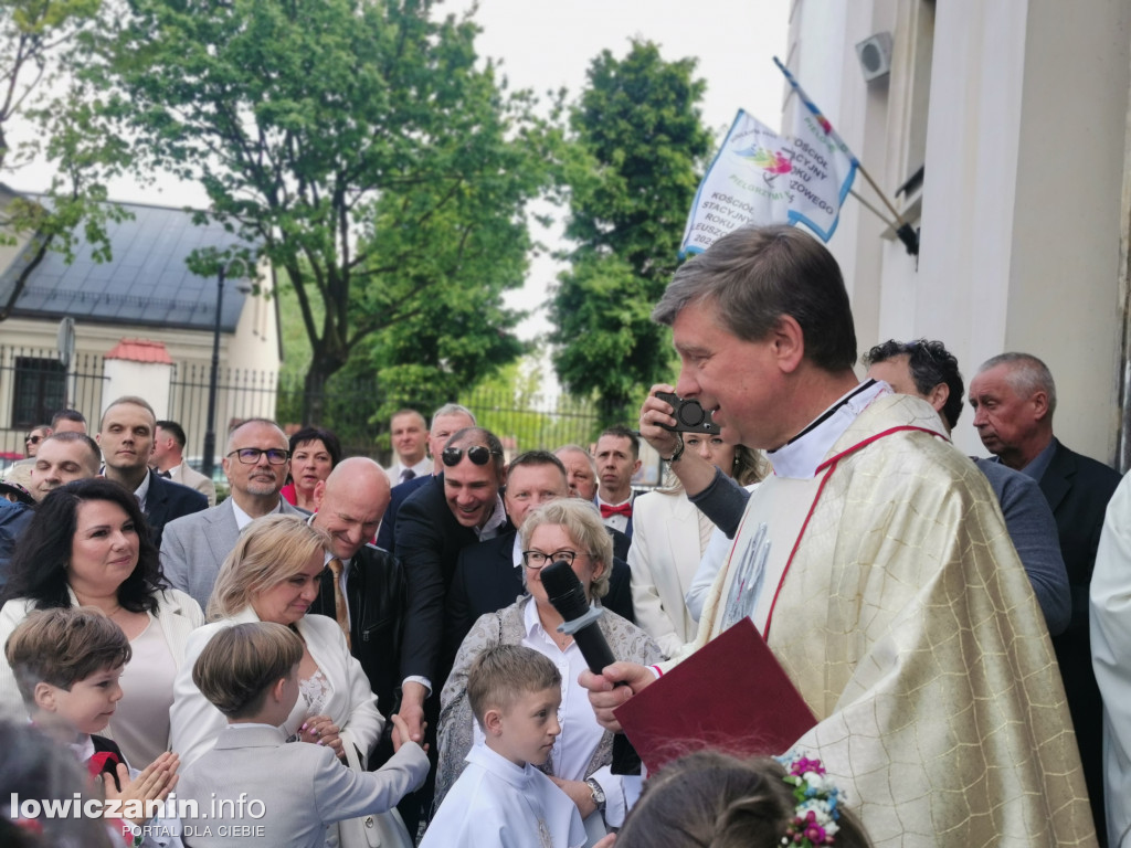 Pierwsza Komunia św. w katedrze w Łowiczu [FOTO]