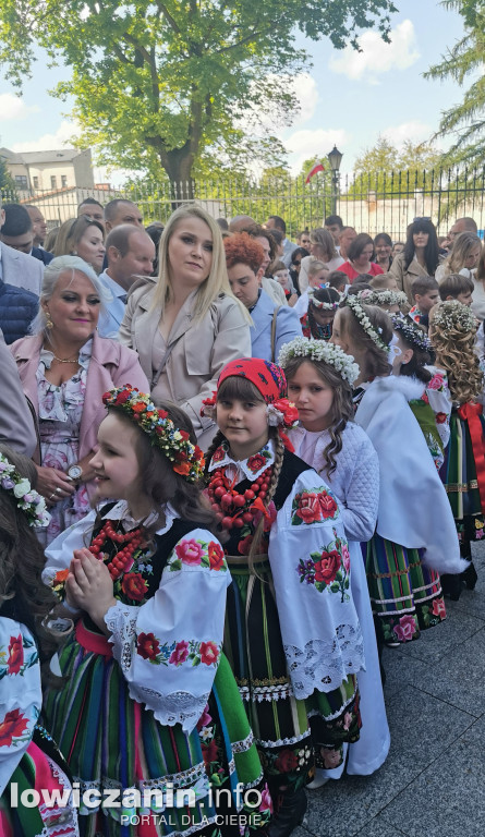 Pierwsza Komunia św. w katedrze w Łowiczu [FOTO]