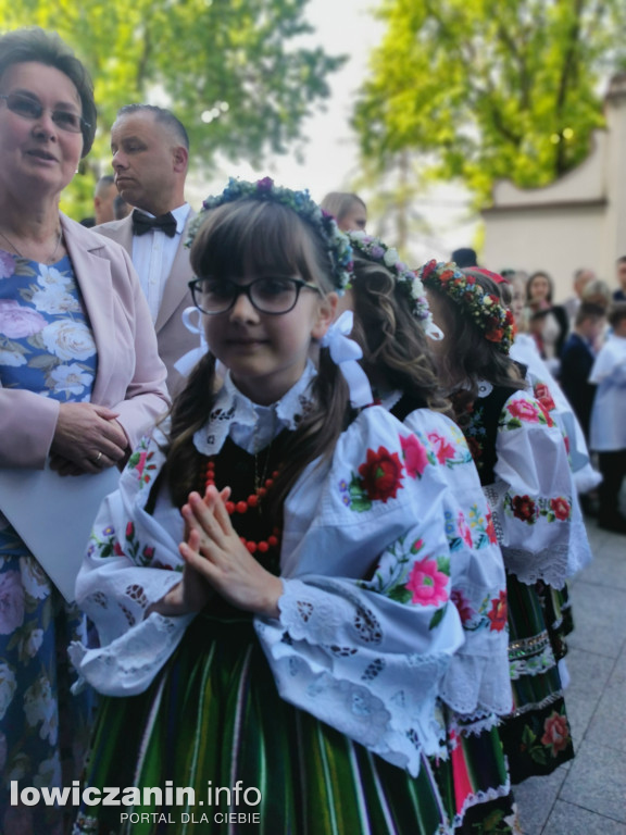 Pierwsza Komunia św. w katedrze w Łowiczu [FOTO]