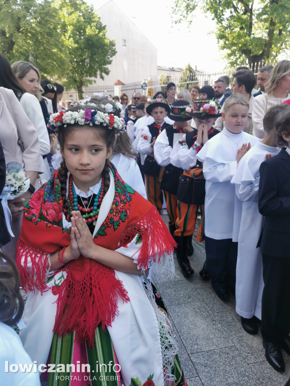 Pierwsza Komunia św. w katedrze w Łowiczu [FOTO]