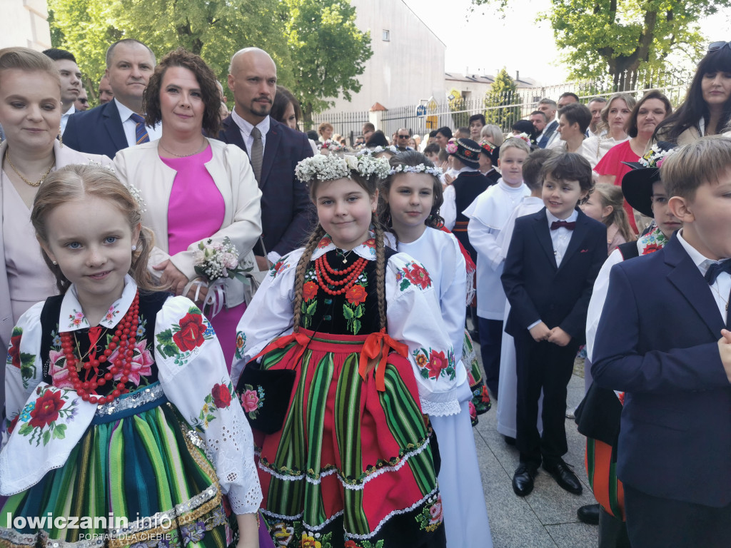 Pierwsza Komunia św. w katedrze w Łowiczu [FOTO]
