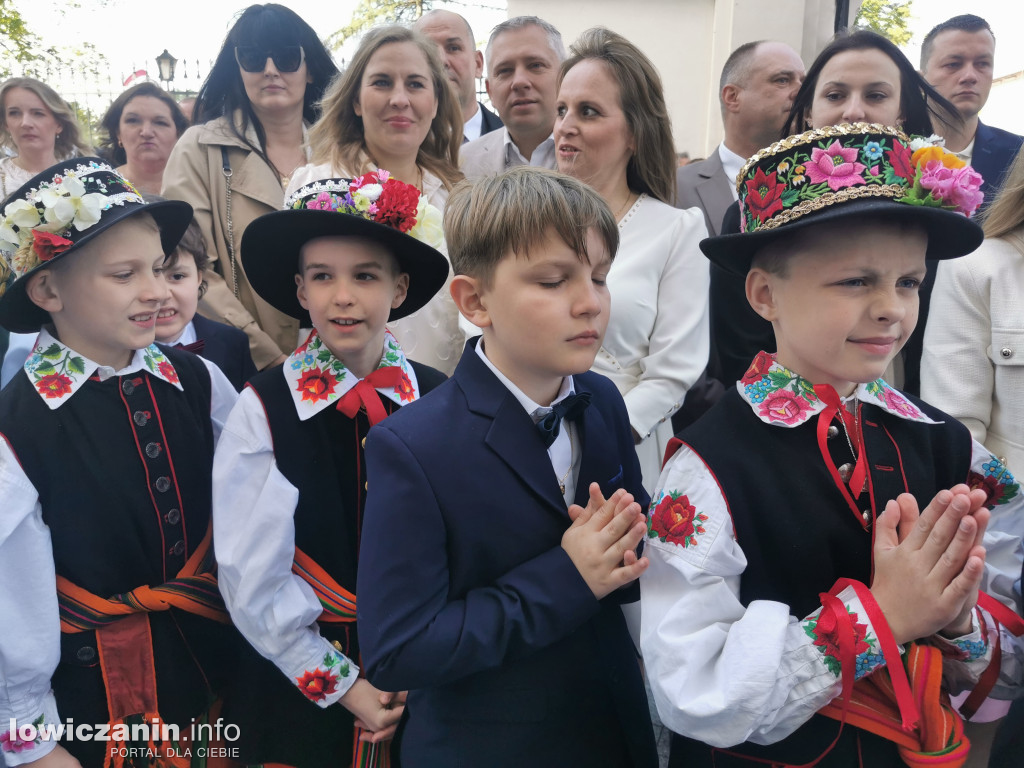 Pierwsza Komunia św. w katedrze w Łowiczu [FOTO]