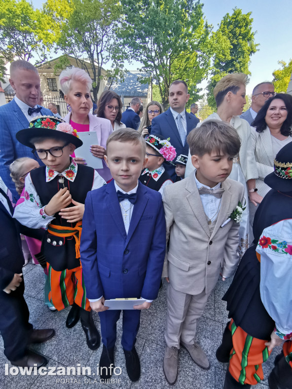Pierwsza Komunia św. w katedrze w Łowiczu [FOTO]