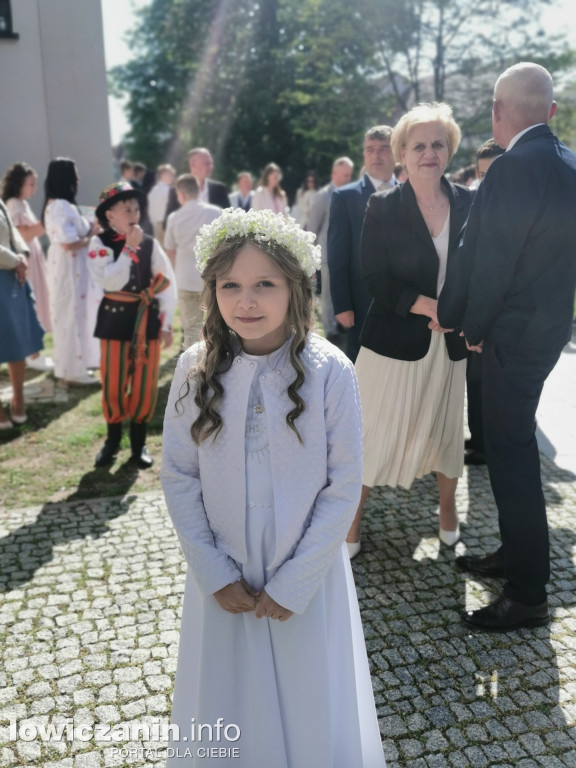 Pierwsza Komunia św. w katedrze w Łowiczu [FOTO]