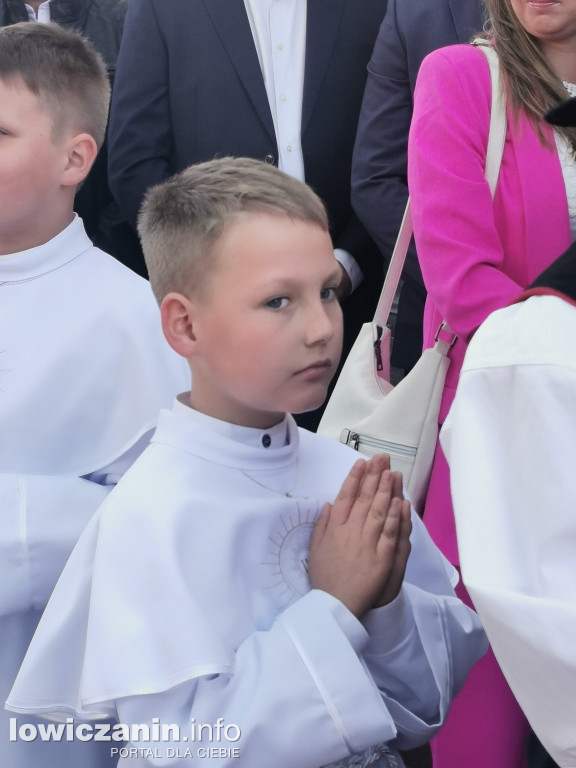 Pierwsza Komunia Święta w parafii Św. Ducha w Łowiczu (FOTO