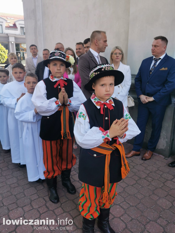 Pierwsza Komunia Święta w parafii Św. Ducha w Łowiczu (FOTO