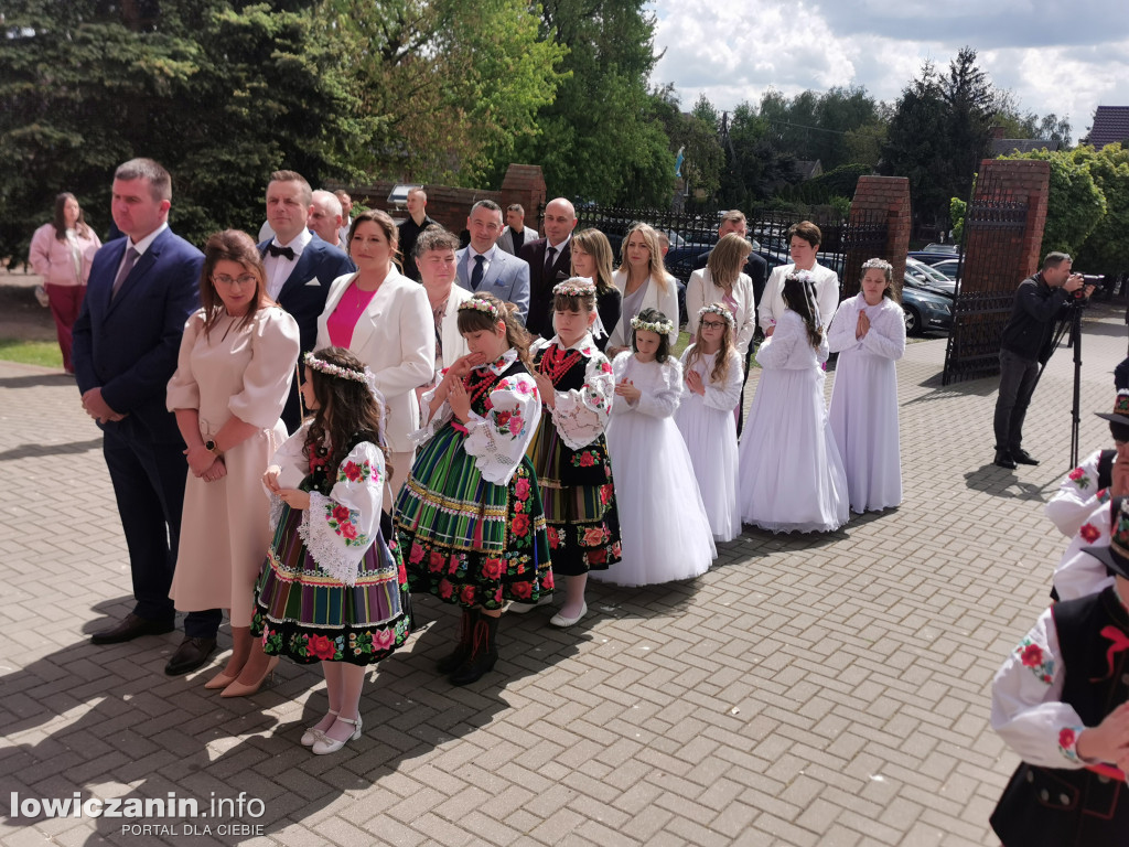 Pierwsza Komunia Święta w Bąkowie