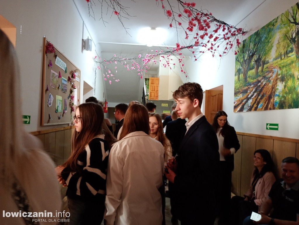 Egzamin 8 klas w SP nr 2 w Łowiczu