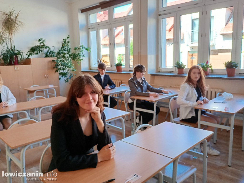 Egzamin 8 klas w SP nr 2 w Łowiczu