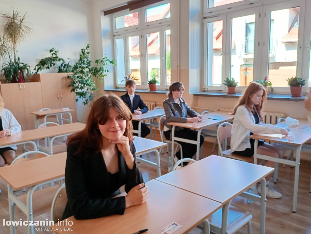 Egzamin 8 klas w SP nr 2 w Łowiczu