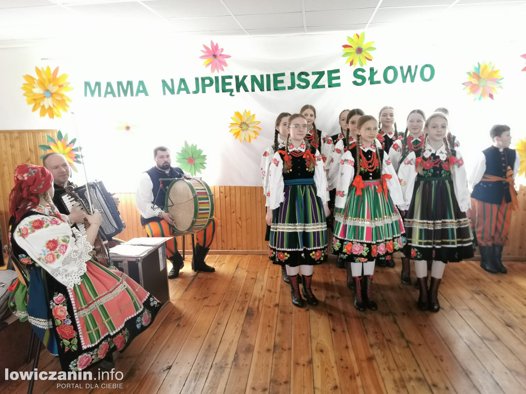 Gminny Dzień Matki w Osieku