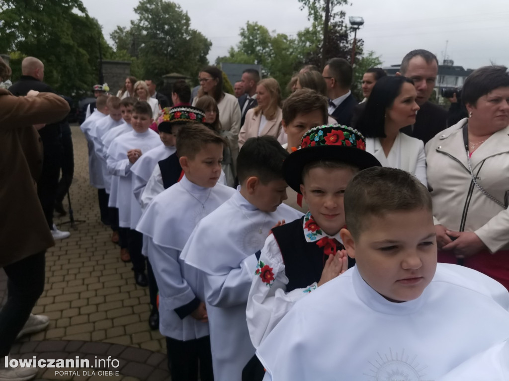 Pierwsza Komunia Święta w kościele w Domaniewicach