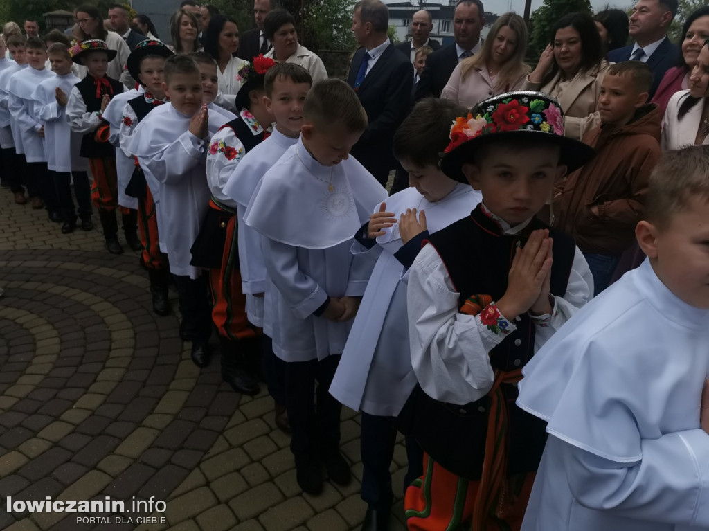 Pierwsza Komunia Święta w kościele w Domaniewicach